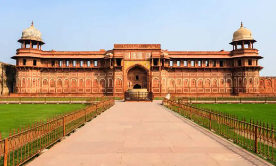 Golden Triangle 2N 3D Agra Fatehpur Sikri Jaipur Holiday Package