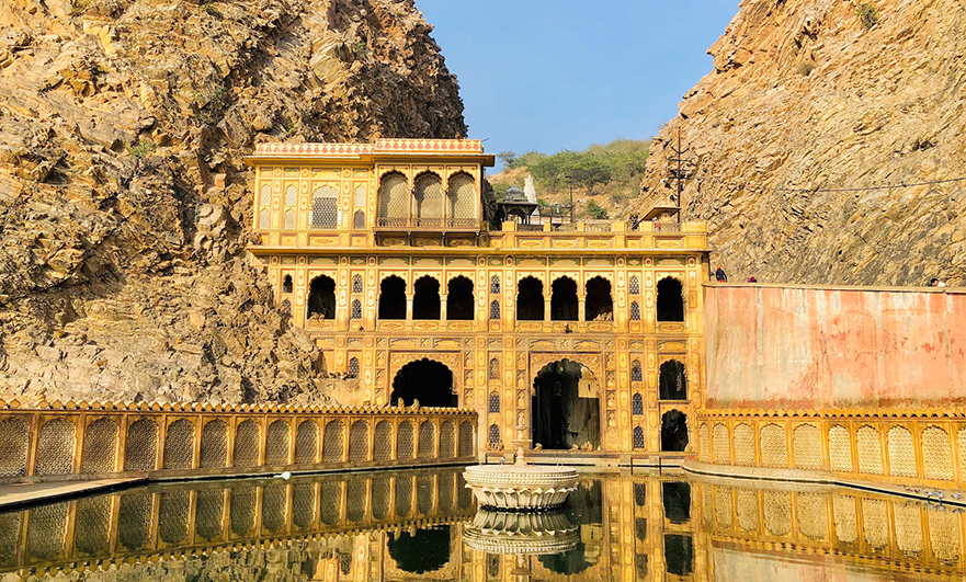 Jaipur with Dessert 7N 8D Tour Package