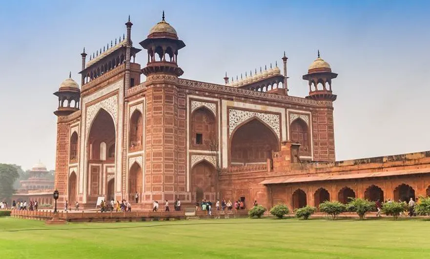 Agra Jaipur Pushkar 5N 6D Taxi Package