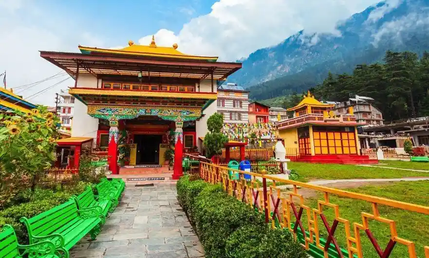 Delhi to Shimla Manali Amritsar 5N 6D Taxi Package