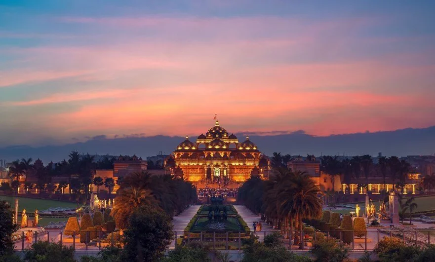 Holi City with Jaipur Udaipur 5N 6D Tour Package