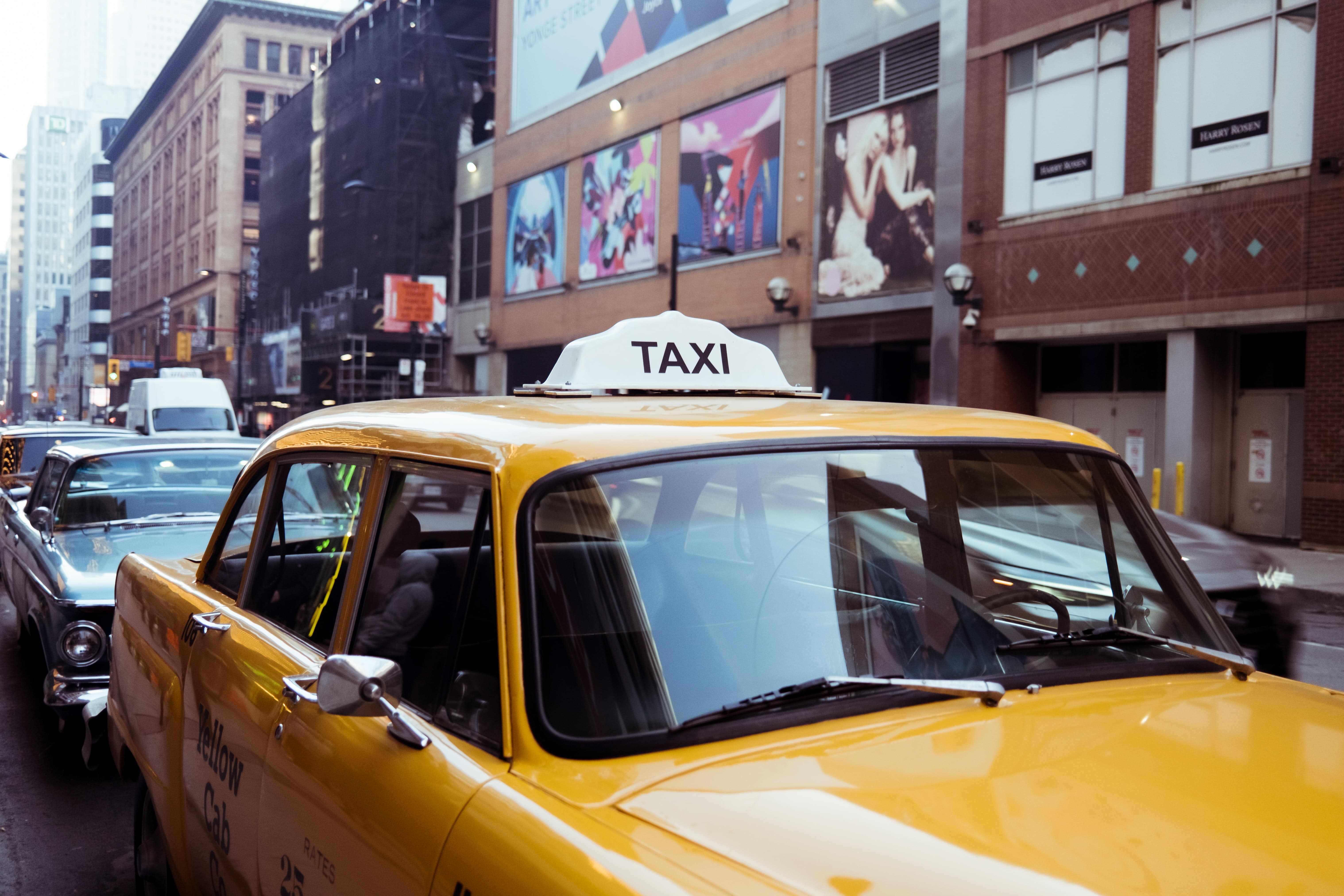 Best taxi services in delhi