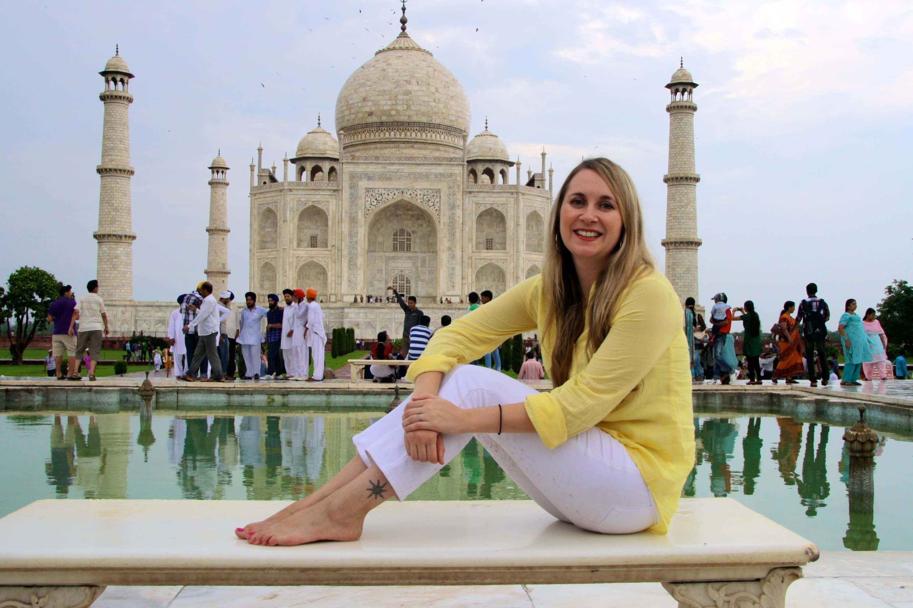 traveling in India 
9 tips to reduce cost while traveling 
 reduce cost while traveling 
