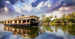 best time to travel to Kerala